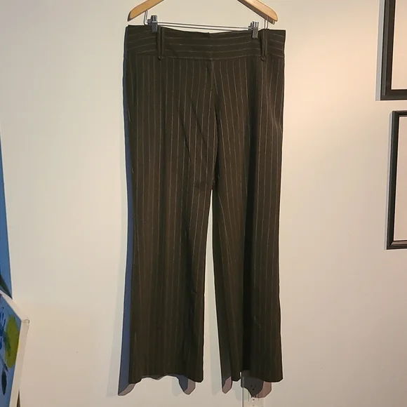 Brown pinstripe dress pants - Picture 3 of 3
